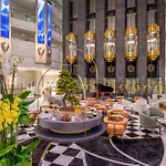 Resort Delphin Palace 5*
