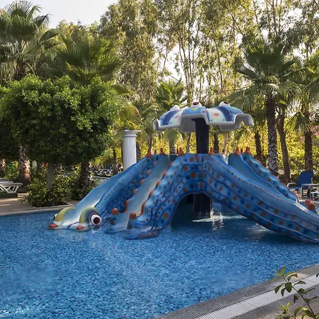 Resort Delphin Palace 5*