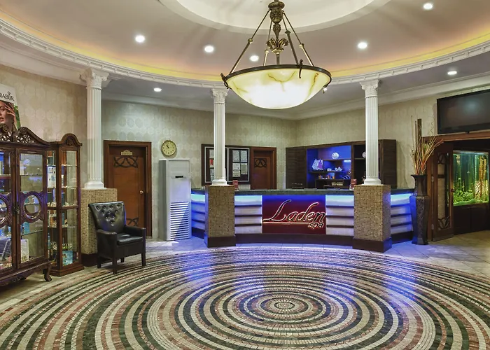 Delphin Palace 5* Antália