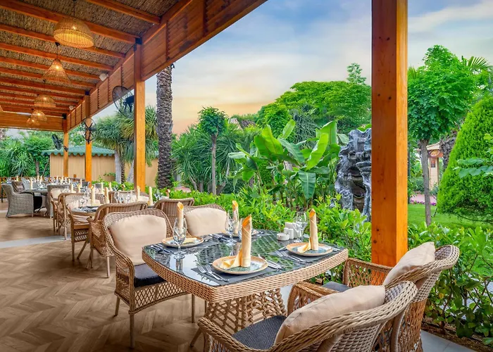 Delphin Palace Resort Antália
