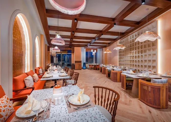 Resort Delphin Palace 5*