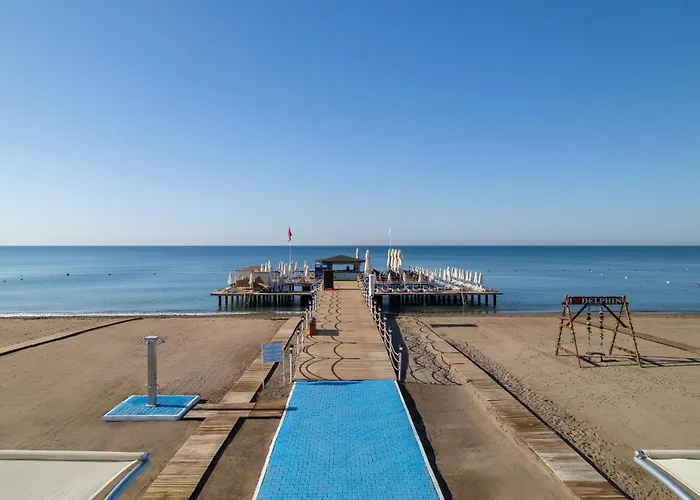 Delphin Palace Resort