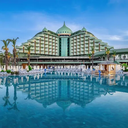 Resort Delphin Palace 5*