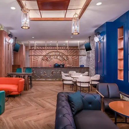 Delphin Palace אתר נופש 5*