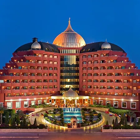 Delphin Palace