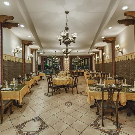 Delphin Palace
