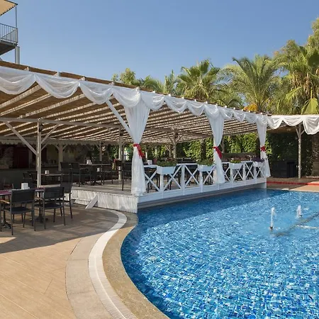 Delphin Palace 5*