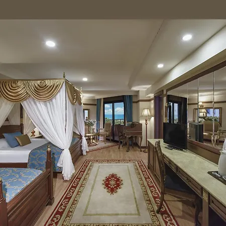 Delphin Palace Курортный комплекс