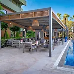 Delphin Palace Θέρετρο 5*