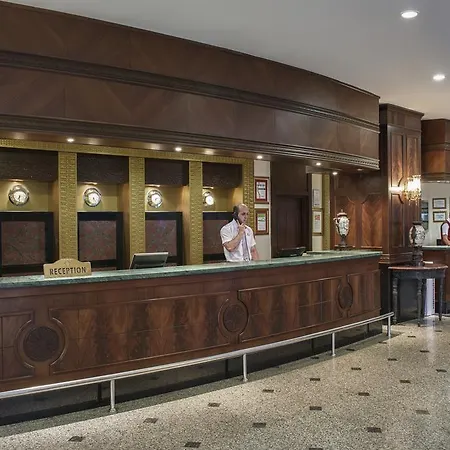 Rezort Delphin Palace
