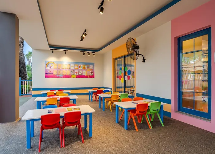 リゾート ドルフィン パレス 5*